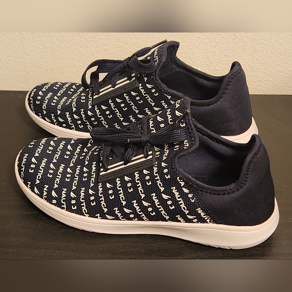 Nautica Women's Sneakers Size 8 - Picture 3 of 10